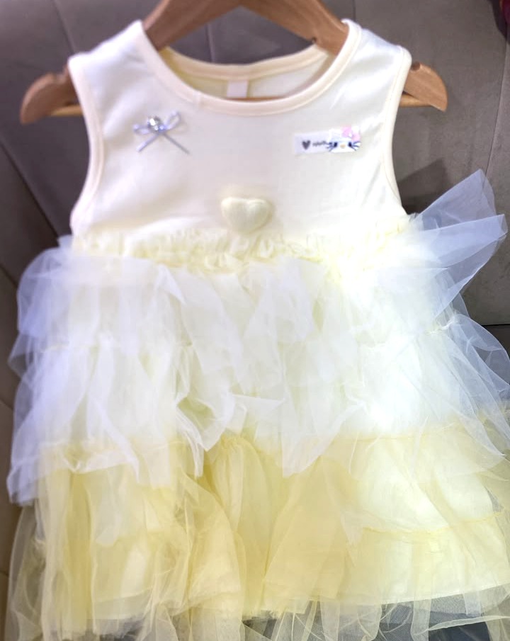 Robe en Tulle Étagée Jaune Pâle